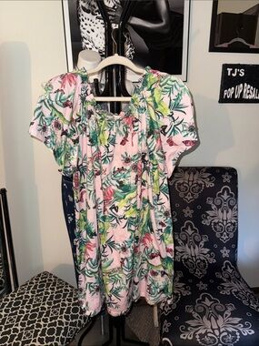 H&M Pink Tropical Floral Short Sleeve Dress